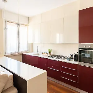 Apartament Rosselli 13, Mediolan