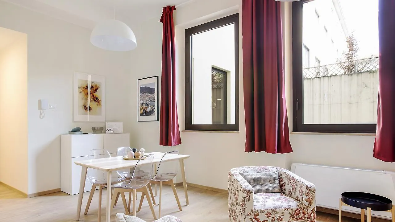 Italianway-Bergonzoli Place Μιλάνο 0*,  Ιταλία
