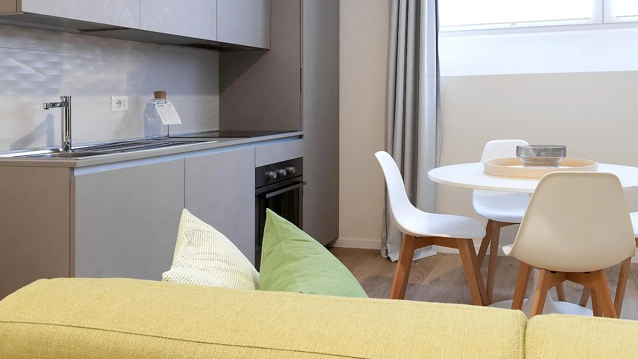 Italianway-Bergonzoli Place Μιλάνο