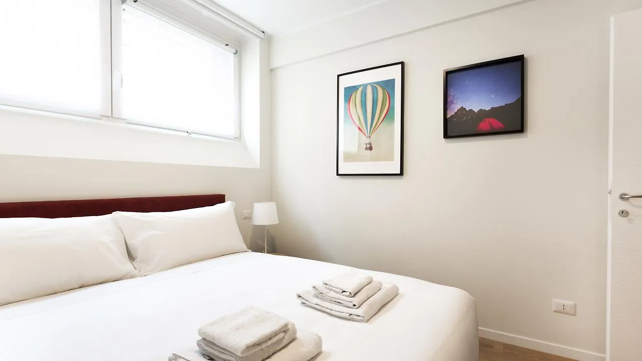 Italianway-Bergonzoli Place Μιλάνο