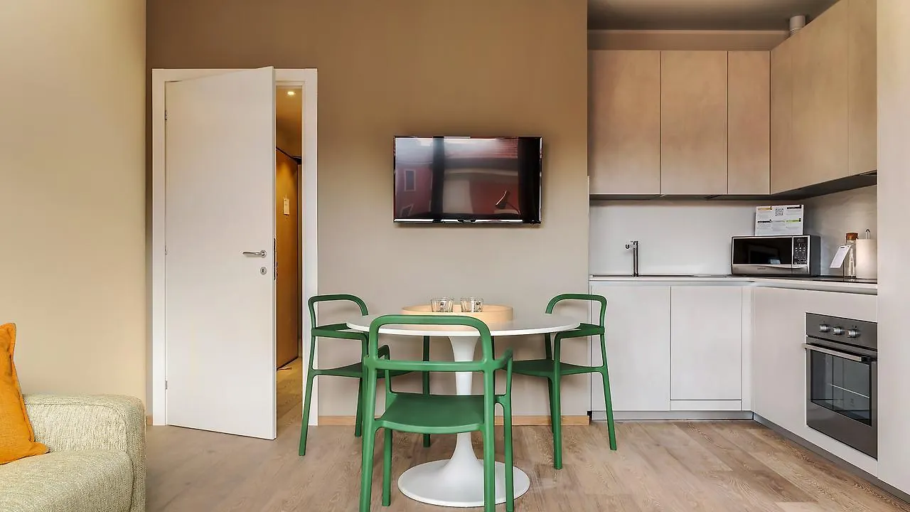 Italianway-Bergonzoli Place Milan Italy